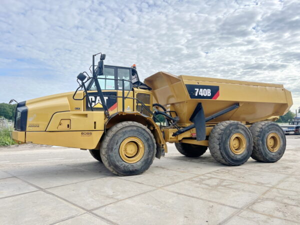 Caterpillar 740B