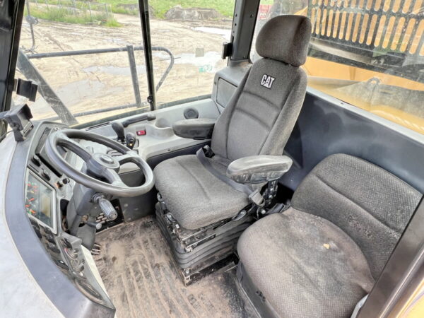 Caterpillar 740B - Image 5