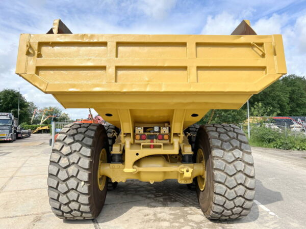 Caterpillar 740B - Image 4